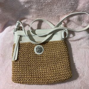 Brighton Kari messenger